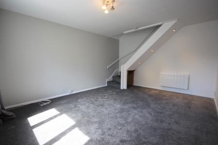 2 bedroom Semi-detached house to let in Millhouse Drive, Kelvindale