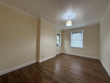 1 bedroom Flat to let in Whitehurst, Bearsden