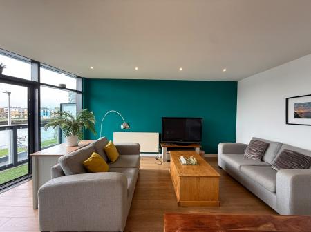 2 bedroom Flat to let in Lancefield Quay, Finnieston, Glasgow, G3