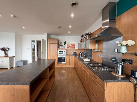 2 bedroom Flat to let in Lancefield Quay, Finnieston, Glasgow, G3