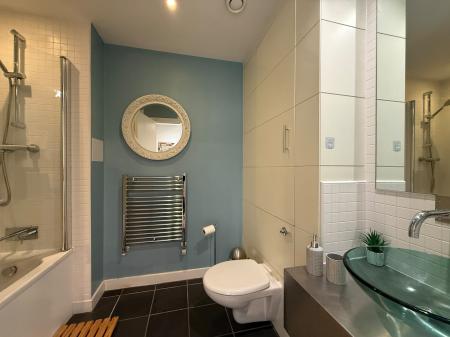 2 bedroom Flat to let in Lancefield Quay, Finnieston, Glasgow, G3