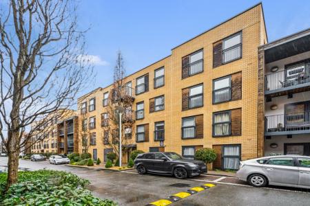 2 bedroom Apartment for sale in Letchworth Road, Stanmore Place, Stanmore, HA7