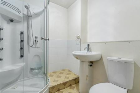 1 bedroom Apartment for sale in Uxbridge Road, Pinner, HA5