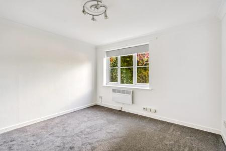 1 bedroom Apartment to let in 122 Headstone Road, Harrow, HA1