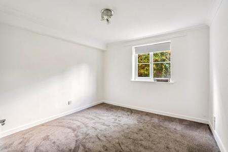 1 bedroom Apartment to let in 122 Headstone Road, Harrow, HA1