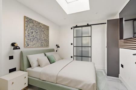 1 bedroom House share to let in Weald Rise, Harrow Weald, Harrow, HA3