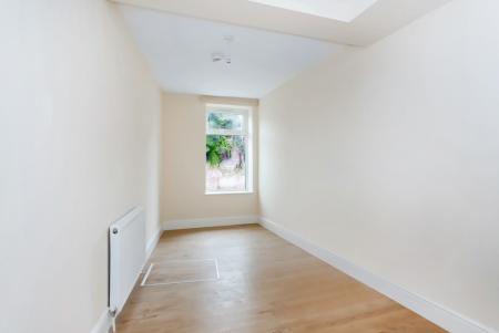 1 bedroom House share to let in Christchurch Gardens, Harrow, HA3
