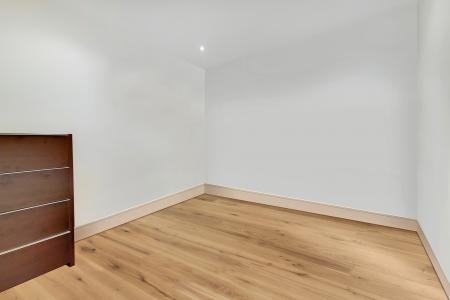 1 bedroom Studio flat to let in 76 Station Road, Hayes, UB3