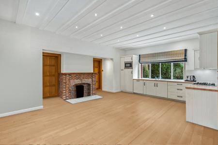 5 bedroom Detached house for sale in South Hill Avenue, Harrow-on-the-Hill, Harrow, HA1