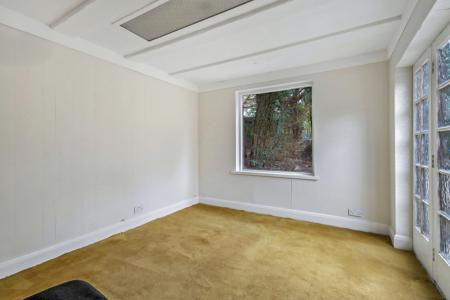 5 bedroom Detached house for sale in South Hill Avenue, Harrow-on-the-Hill, Harrow, HA1