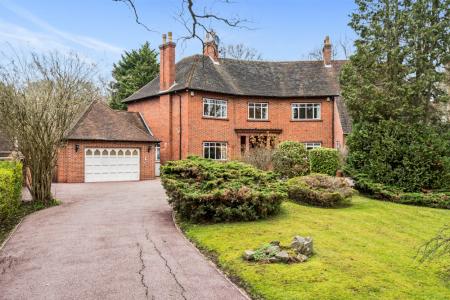 5 bedroom Detached house for sale in South Hill Avenue, Harrow-on-the-Hill, Harrow, HA1