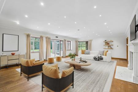 5 bedroom Detached house for sale in South Hill Avenue, Harrow-on-the-Hill, Harrow, HA1