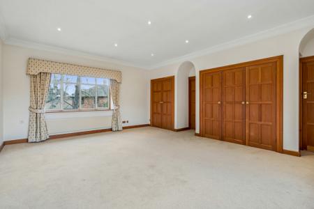 5 bedroom Detached house for sale in South Hill Avenue, Harrow-on-the-Hill, Harrow, HA1