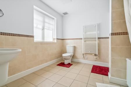 2 bedroom Apartment to let in Marsh Road, Pinner, HA5