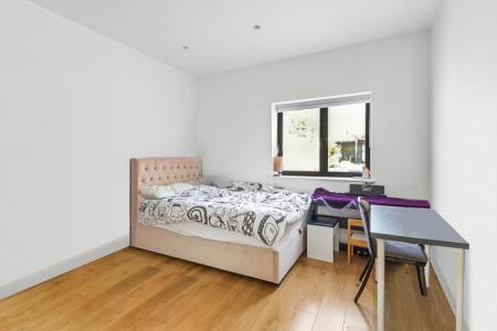 3 bedroom Bungalow to let in Oundle Avenue, Bushey, Watford, WD23