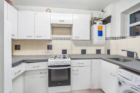 1 bedroom Apartment to let in Lime Close, Harrow, HA3