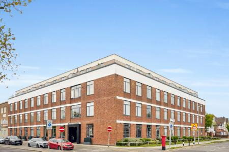 2 bedroom Apartment for sale in 281 Field End Road, Ruislip, HA4