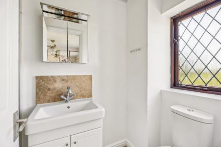 3 bedroom Detached house for sale in Ingram Gardens, Luton, LU2