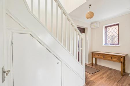 3 bedroom Detached house for sale in Ingram Gardens, Luton, LU2