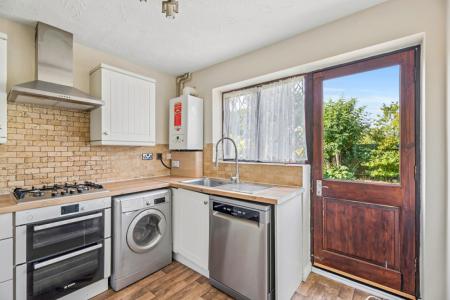 3 bedroom Detached house for sale in Ingram Gardens, Luton, LU2