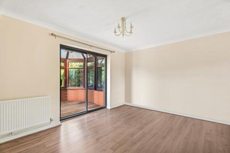 3 bedroom Detached house for sale in Ingram Gardens, Luton, LU2