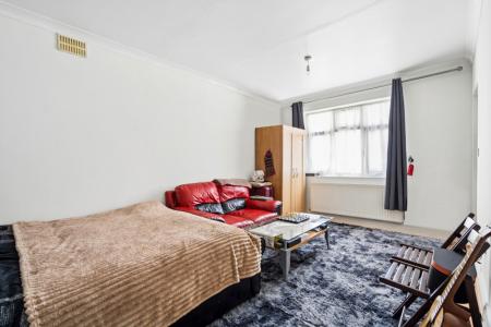 5 bedroom Semi-detached house for sale in Park Lane, Wembley, HA9