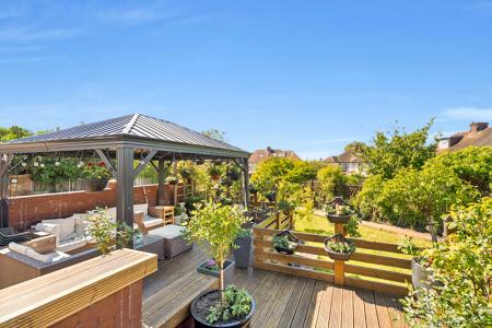 5 bedroom Semi-detached house for sale in Park Lane, Wembley, HA9