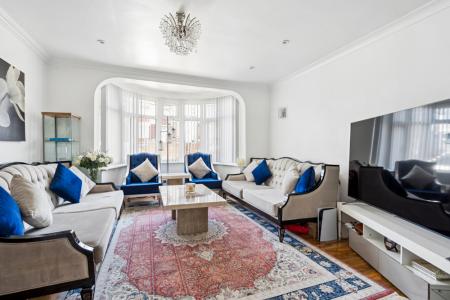 5 bedroom Semi-detached house for sale in Park Lane, Wembley, HA9