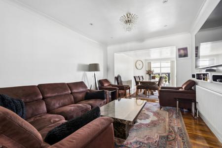 5 bedroom Semi-detached house for sale in Park Lane, Wembley, HA9