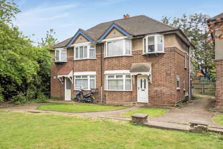 Lowther Road, Queensbury, HA7