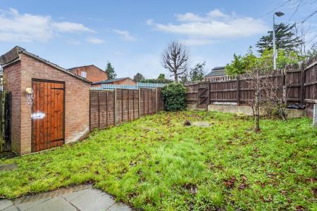 2 bedroom Terraced House to let in Myrtleside Close, Northwood, HA6