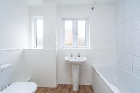 2 bedroom Terraced House to let in Myrtleside Close, Northwood, HA6