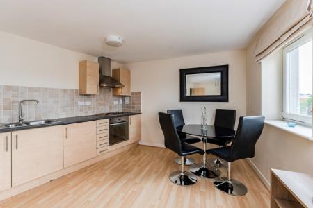 1 bedroom Apartment for sale in 408 Kenton Road, Harrow, HA3