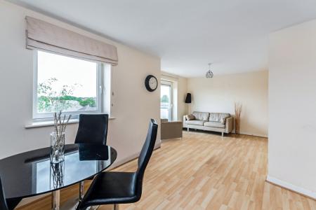 1 bedroom Apartment for sale in 408 Kenton Road, Harrow, HA3