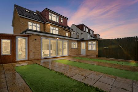 4 bedroom Detached house for sale in Westfield Gardens, Kenton, Harrow, HA3