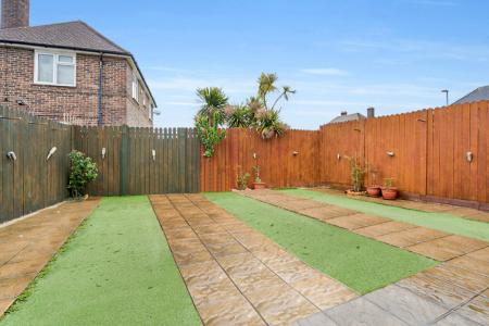 4 bedroom Detached house for sale in Westfield Gardens, Kenton, Harrow, HA3