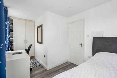 4 bedroom Detached house for sale in Westfield Gardens, Kenton, Harrow, HA3