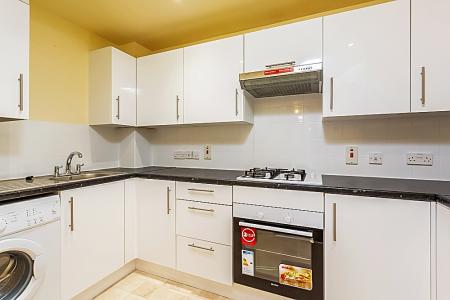 2 bedroom Apartment to let in Sheepcote Road, Harrow, HA1