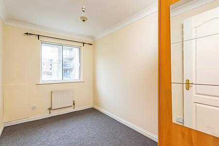 2 bedroom Apartment to let in Sheepcote Road, Harrow, HA1