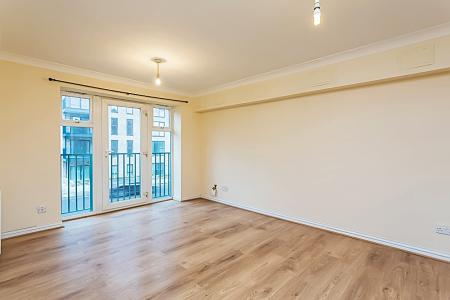 2 bedroom Apartment to let in Sheepcote Road, Harrow, HA1