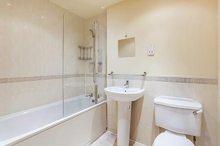 2 bedroom Apartment to let in Sheepcote Road, Harrow, HA1