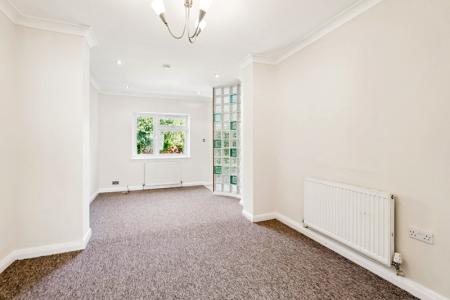 3 bedroom Semi-detached house to let in Anglesmede Crescent, Pinner, HA5
