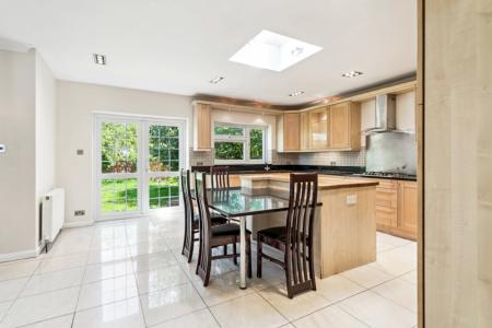 3 bedroom Semi-detached house to let in Anglesmede Crescent, Pinner, HA5