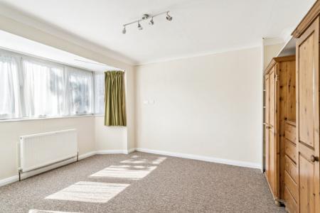 3 bedroom Semi-detached house to let in Anglesmede Crescent, Pinner, HA5