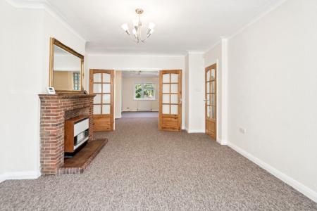 3 bedroom Semi-detached house to let in Anglesmede Crescent, Pinner, HA5