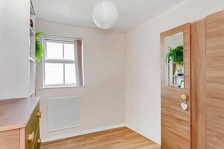 2 bedroom Apartment to let in 17 Manor Road, Harrow, HA1
