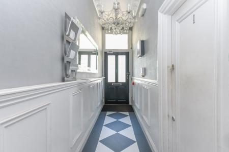 1 bedroom Flat to let in Edbrooke Road, London, W9