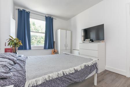 1 bedroom Flat to let in Edbrooke Road, London, W9