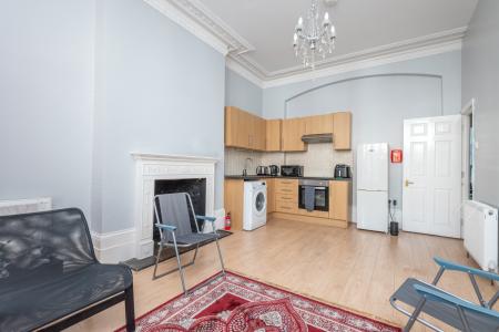 2 bedroom Flat to let in Birchington Road, London, NW6