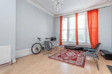 2 bedroom Flat to let in Birchington Road, London, NW6